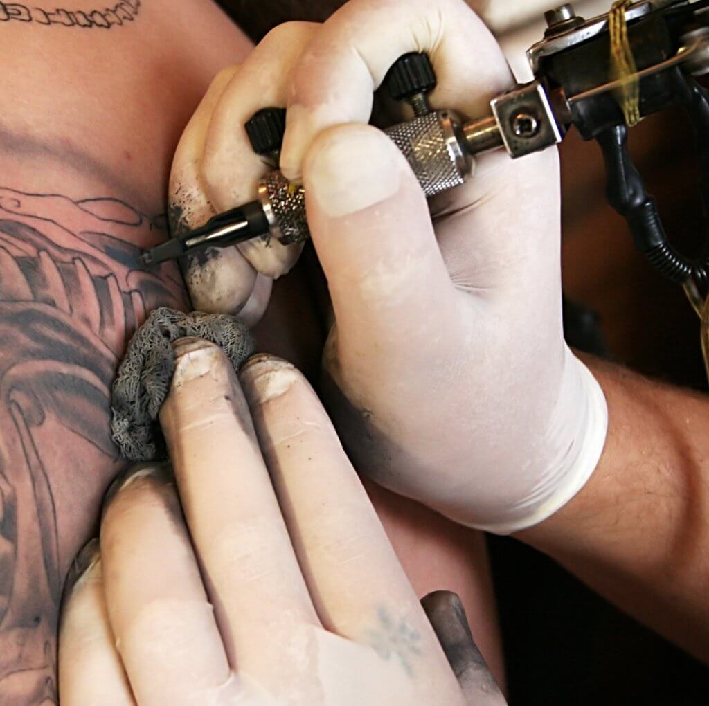 How to Become a Tattoo Artist UK
